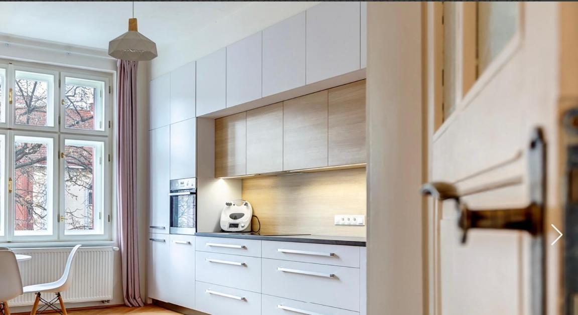 City Center Apartment Hradec Kralove Exterior photo